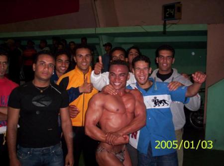 rabi3 walde 3arabi  batele   fi kamel ajesame